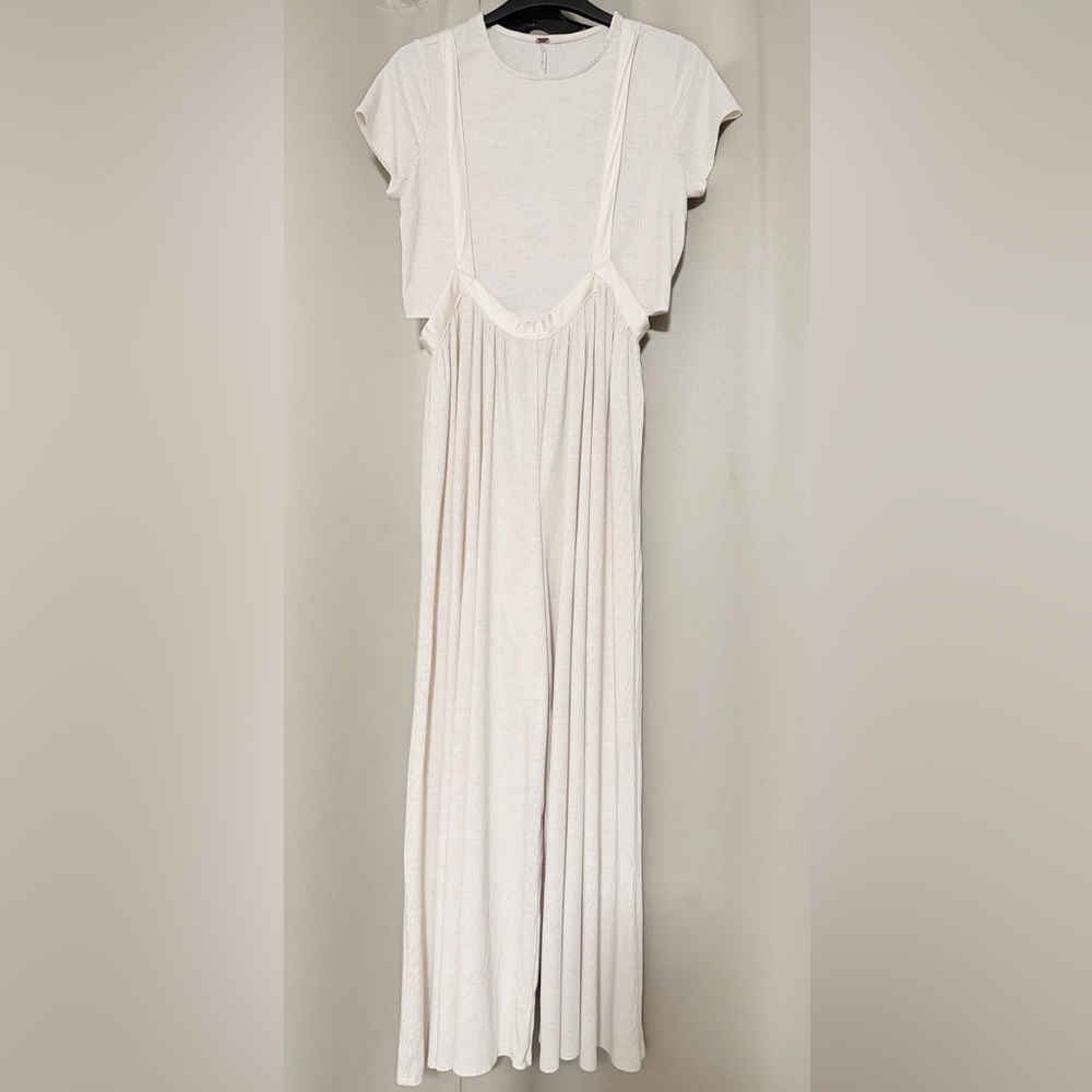 Preowned Like New Free People Brookside Rib T-shirt & Overalls, Cream, Size S